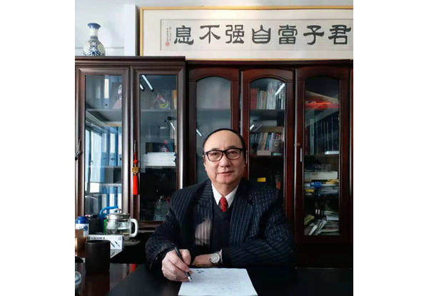 — 副總經(jīng)理校長(zhǎng)杜景聞—